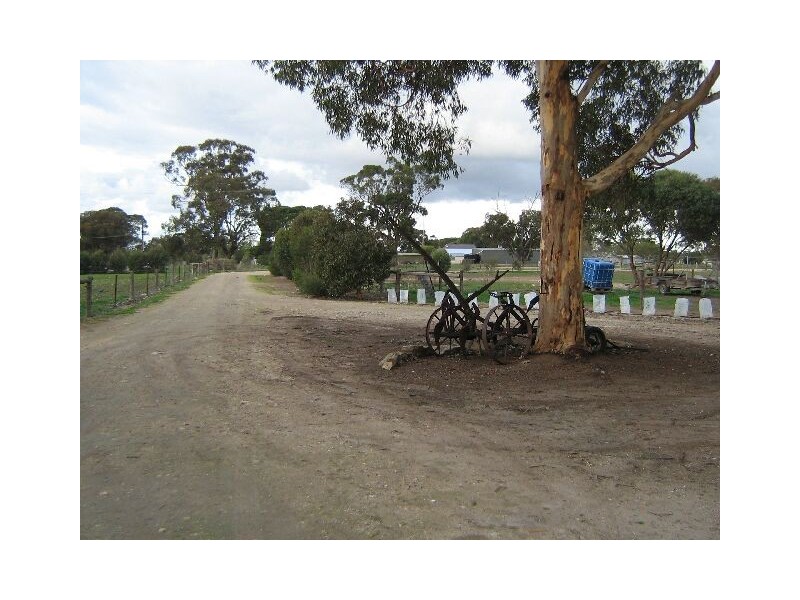 30 Old Padthaway Road, Mundulla SA 5270