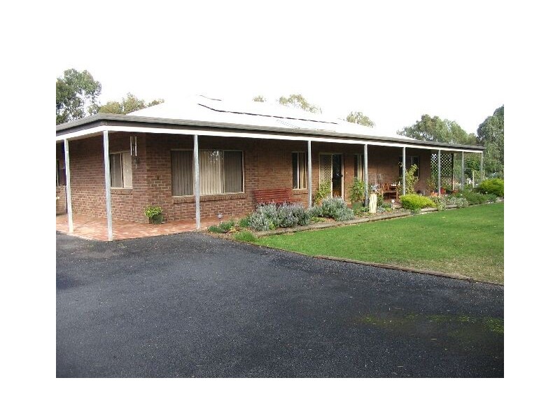 6 Handyside Terrace, Bordertown SA 5268