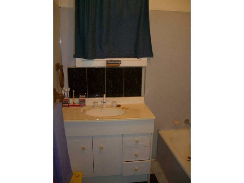 13 Pine Street, Keith SA 5267