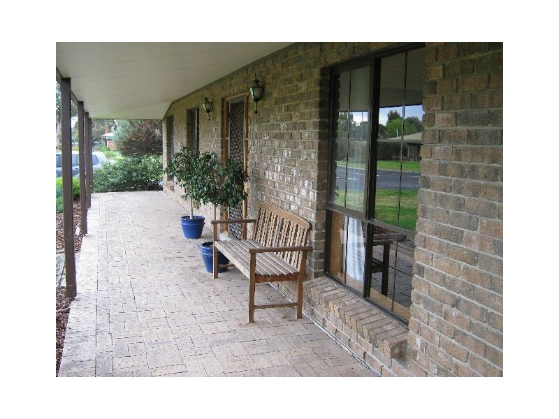 19 Edward Street, Bordertown SA 5268