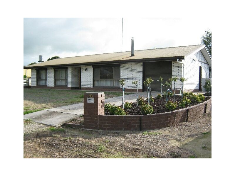 45 Wellington Street, Bordertown SA 5268