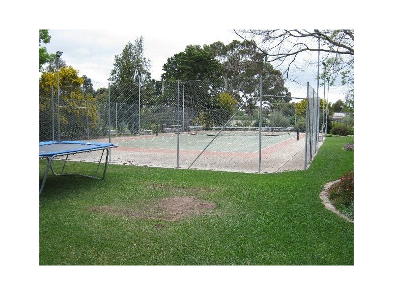 4 Seventh Street, Bordertown SA 5268