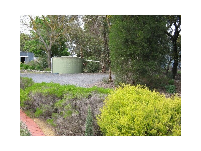 4 Seventh Street, Bordertown SA 5268