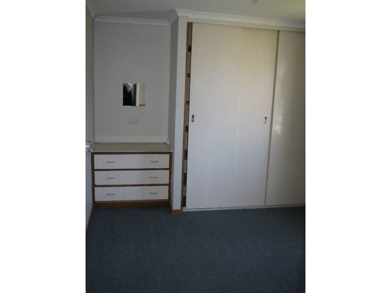 37 Tolmer Tce, Bordertown SA 5268