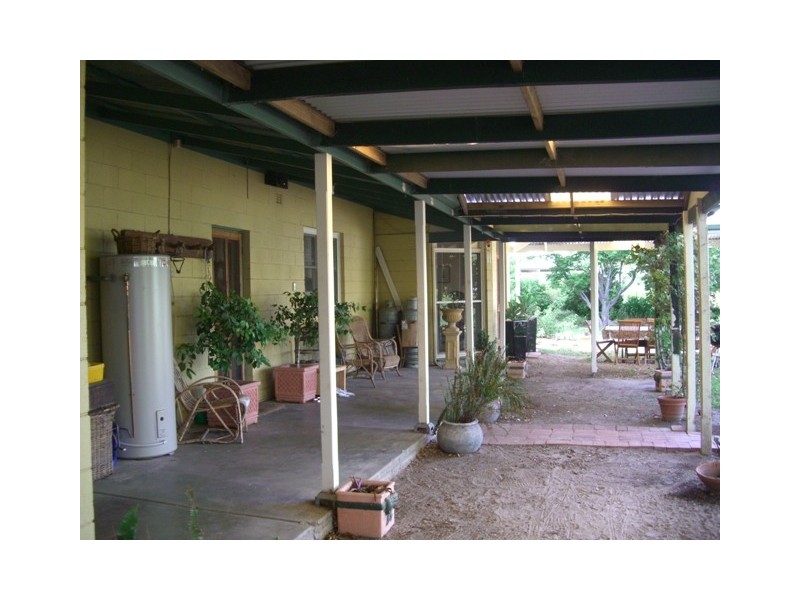 10-12 Wynarling Rd, Keith SA 5267