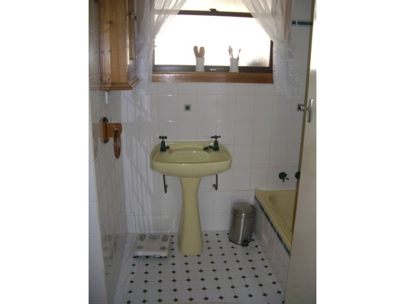 32 Poplar Ave, Keith SA 5267