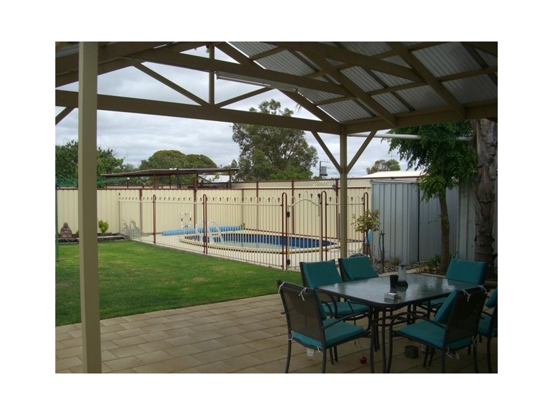 32 Poplar Ave, Keith SA 5267