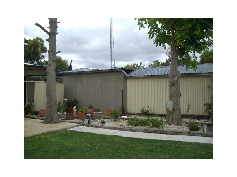 32 Poplar Ave, Keith SA 5267