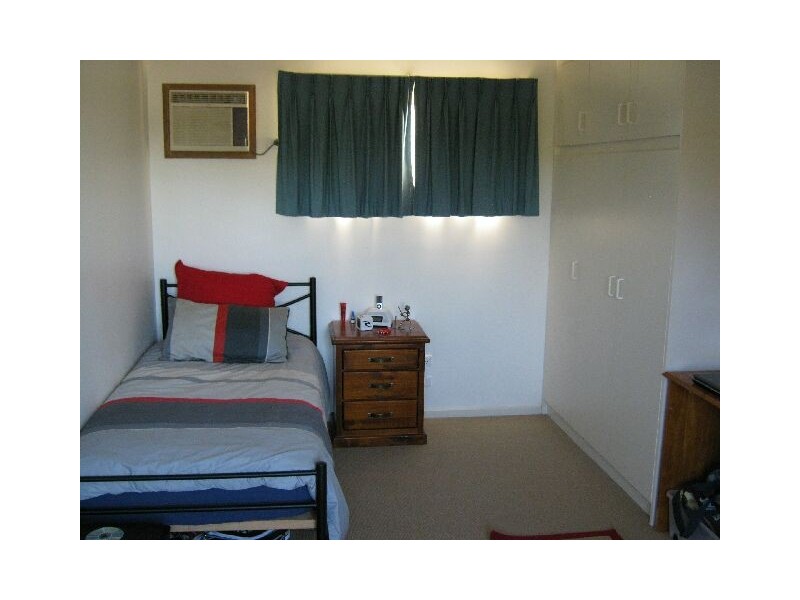 5 Fourth Street, Bordertown SA 5268