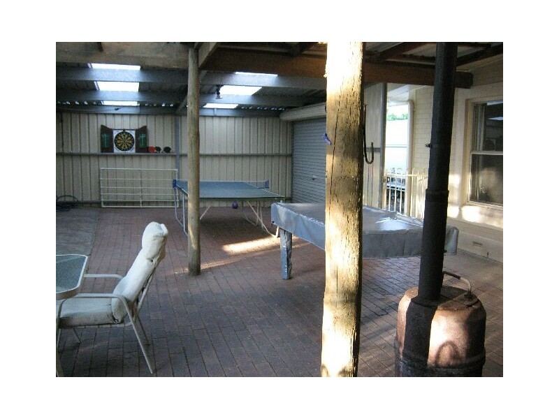 5 Fourth Street, Bordertown SA 5268