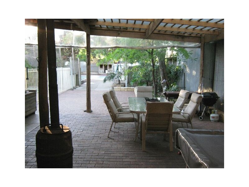 5 Fourth Street, Bordertown SA 5268