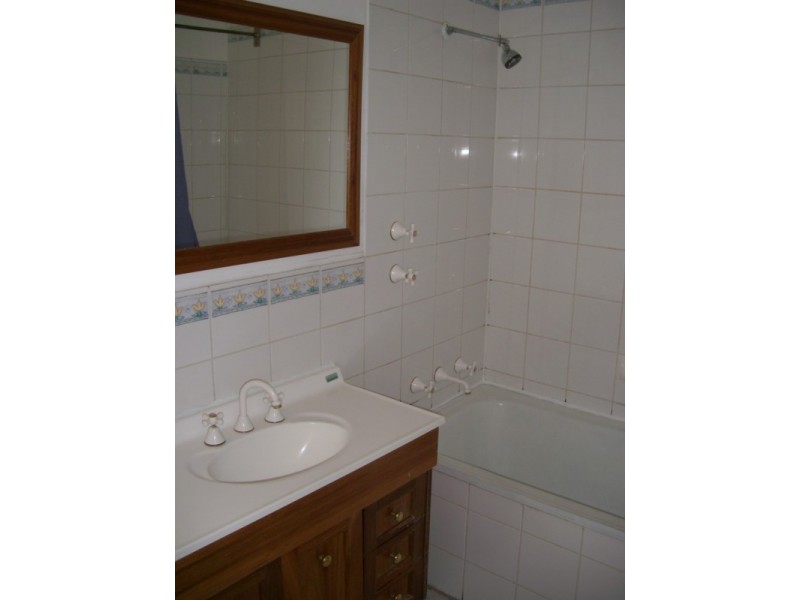 4 Poplar Ave, Keith SA 5267