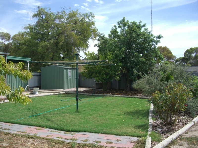 4 Poplar Ave, Keith SA 5267