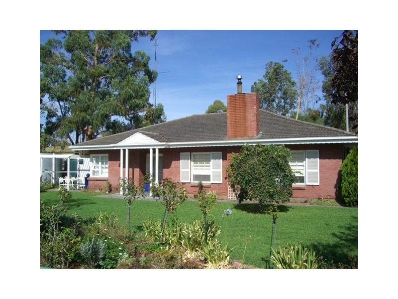 2 Memorial Ave, Keith SA 5267