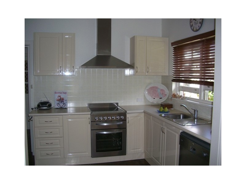 2 Memorial Ave, Keith SA 5267