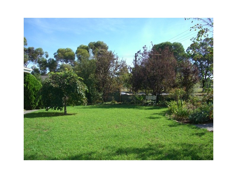 2 Memorial Ave, Keith SA 5267