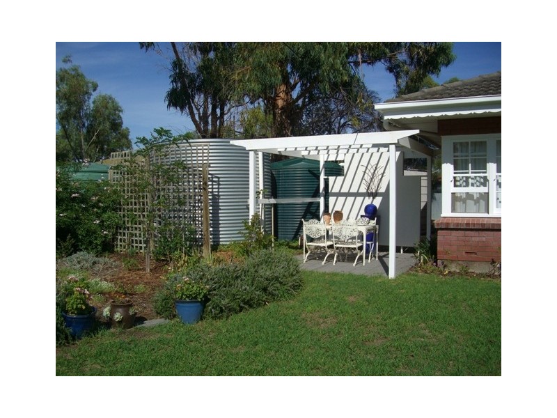 2 Memorial Ave, Keith SA 5267