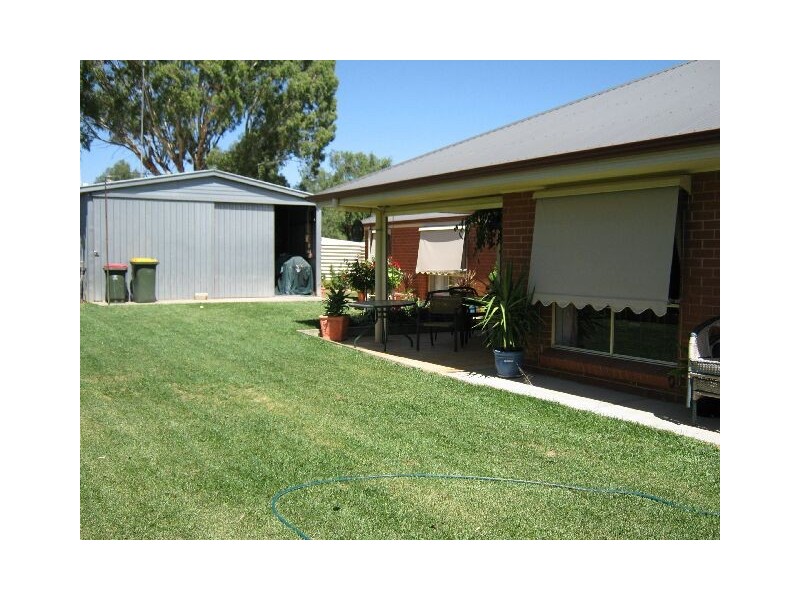 140 Victoria Parade, Bordertown SA 5268