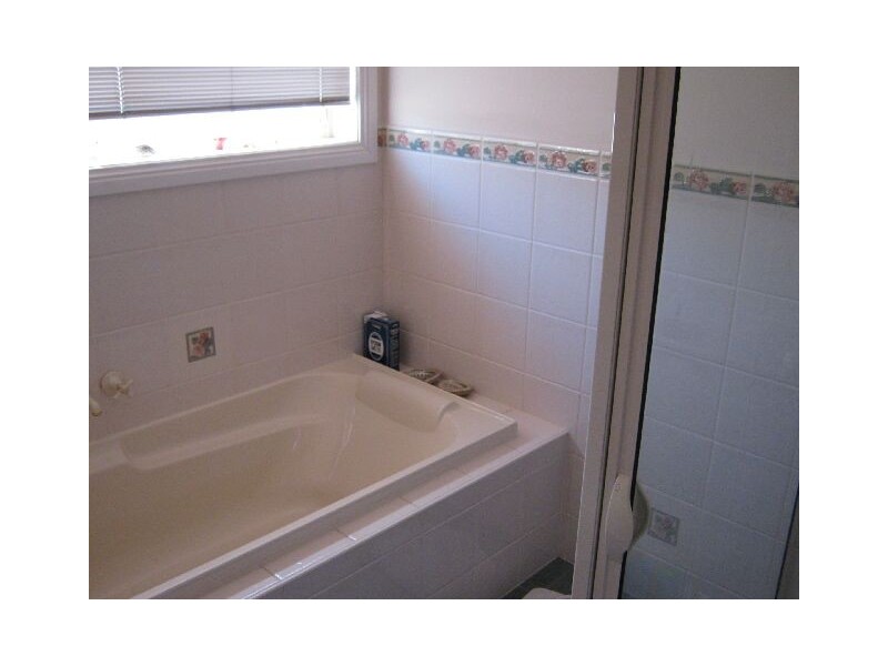 140 Victoria Parade, Bordertown SA 5268