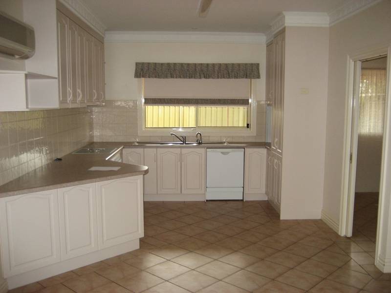 Unit 1/2 Smith Avenue, Bordertown SA 5268