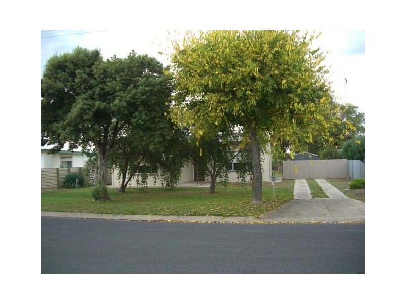 18 Poplar Ave, Keith SA 5267