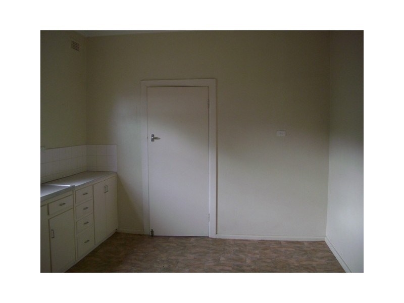 18 Poplar Ave, Keith SA 5267