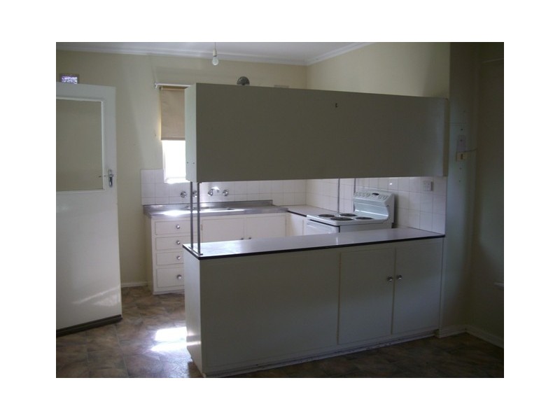 11 Fifth st, Keith SA 5267