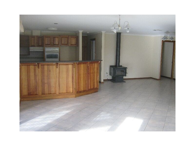 33 Creecoona Terrace, Bordertown SA 5268