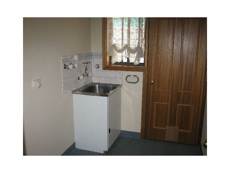 33 Creecoona Terrace, Bordertown SA 5268