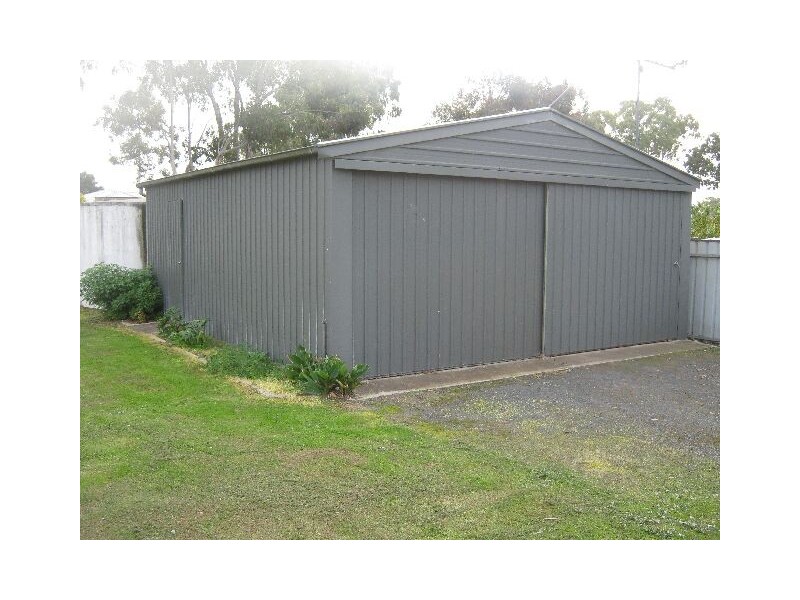 33 Creecoona Terrace, Bordertown SA 5268