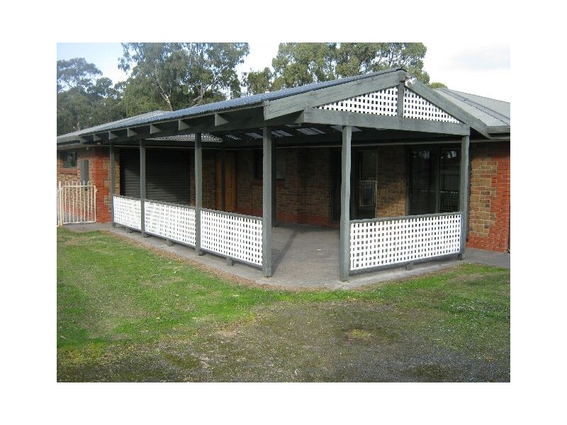 33 Creecoona Terrace, Bordertown SA 5268