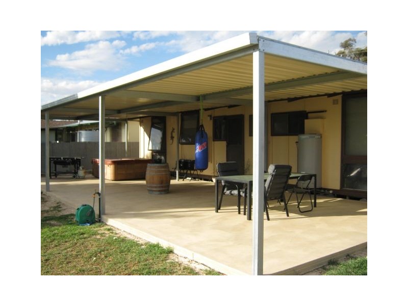 35 Densley Avenue, Bordertown SA 5268