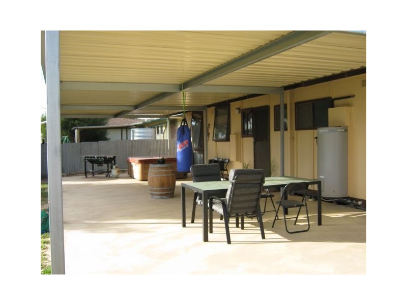 35 Densley Avenue, Bordertown SA 5268