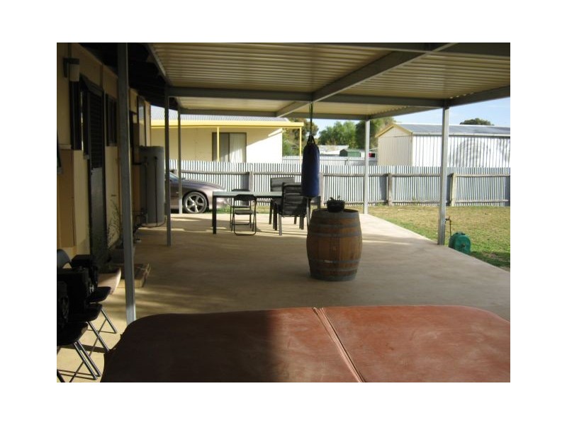 35 Densley Avenue, Bordertown SA 5268