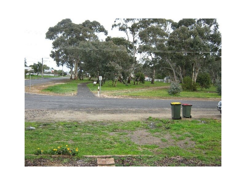 2 Adamson Terrace, Bordertown SA 5268