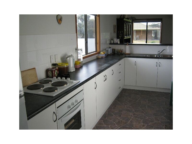 5 First Street, Bordertown SA 5268