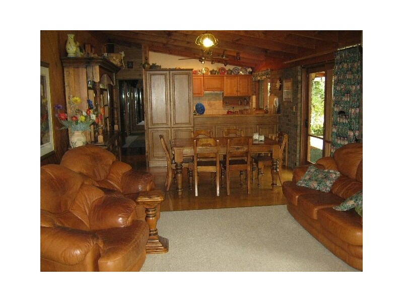 17 Buik Street, Bordertown SA 5268