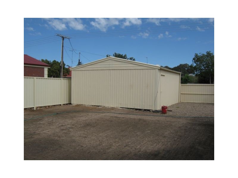 38 DeCourcey Street, Bordertown SA 5268