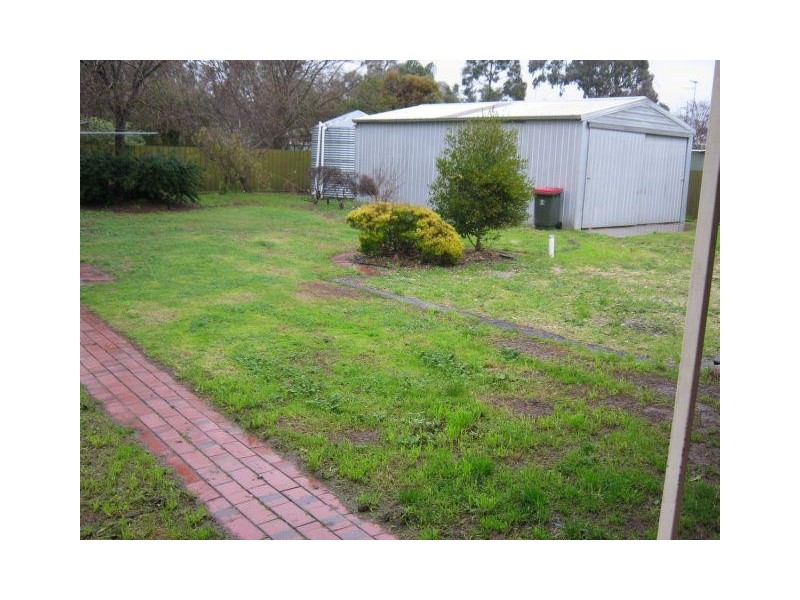 206 Victoria Parade, Bordertown SA 5268