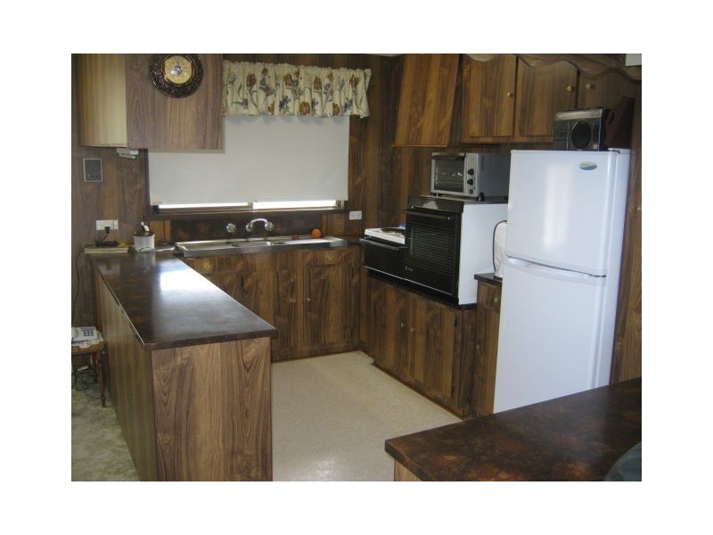 54 Venn Ave, Bordertown SA 5268