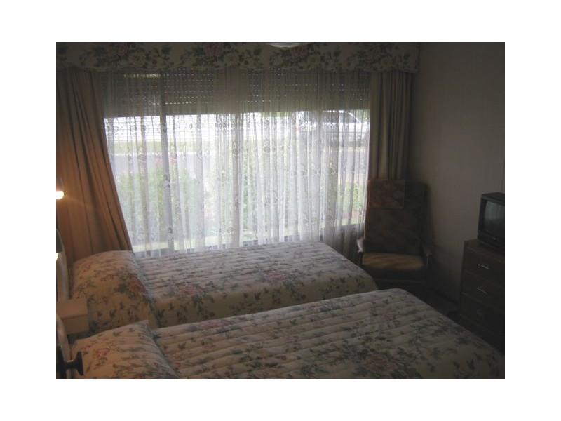 54 Venn Ave, Bordertown SA 5268