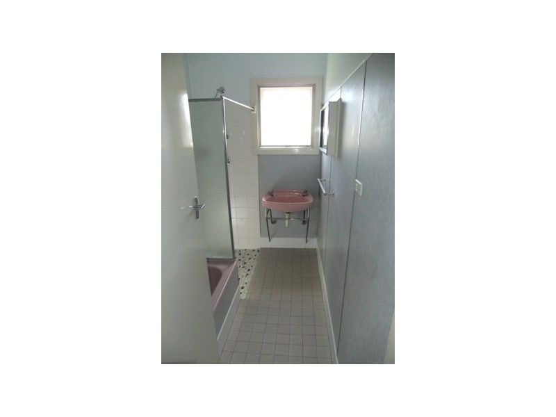 9 Pine Street, Keith SA 5267