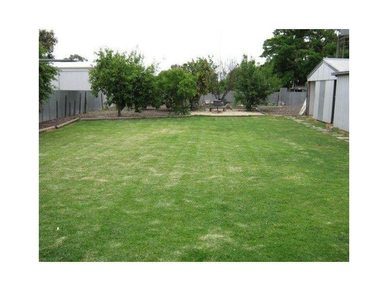 5 English Street, Bordertown SA 5268