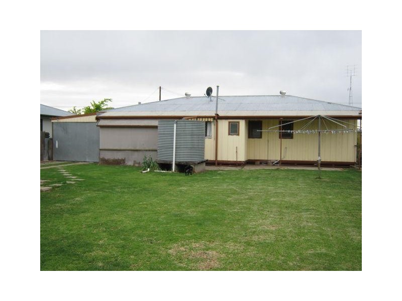 5 English Street, Bordertown SA 5268