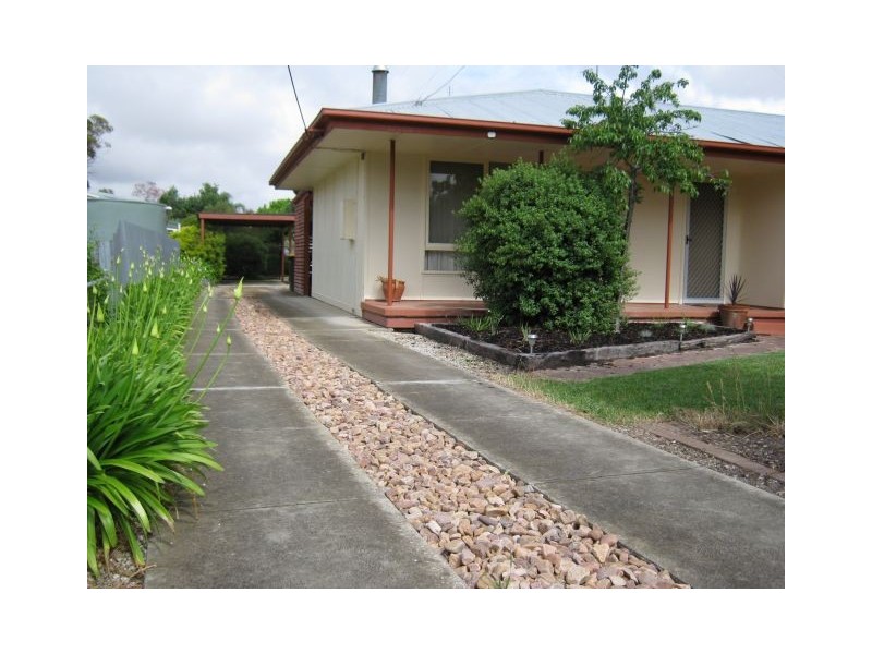 33 Campbell Street, Bordertown SA 5268