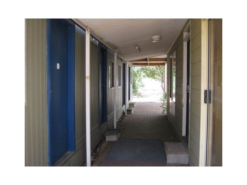 1 Railway Terrace North, Wolseley SA 5269