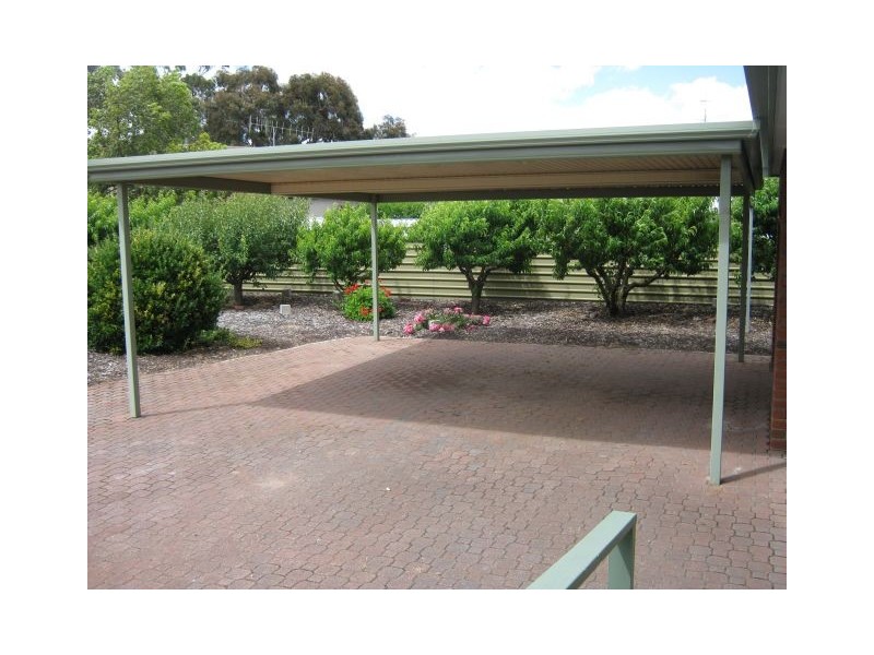 1 Pigeon Flat Road, Bordertown SA 5268