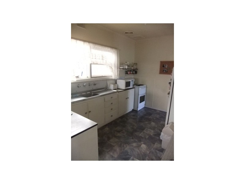 18 Fourth Street, Keith SA 5267