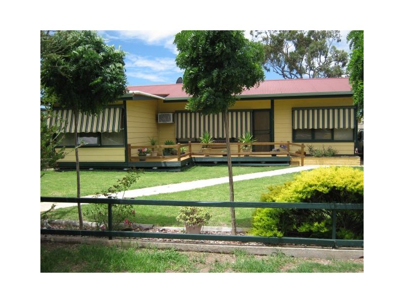 18 Eighth Street, Bordertown SA 5268