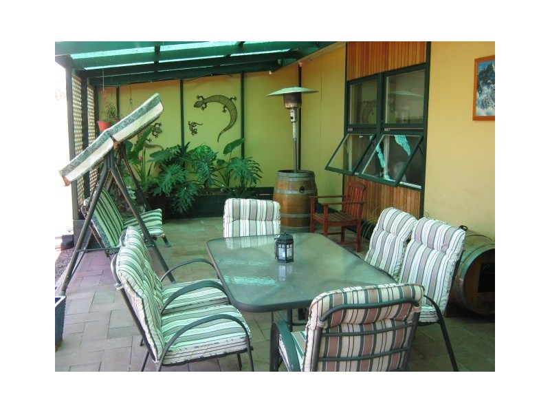 18 Eighth Street, Bordertown SA 5268